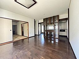 渋沢住宅 2階5LDKのリビング/ダイニング