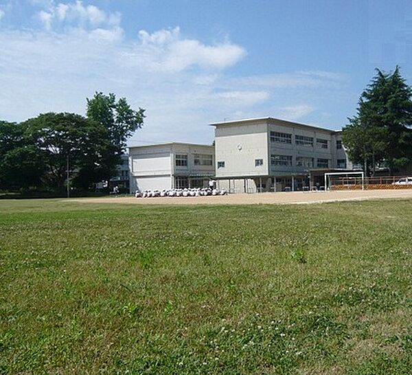 画像21:福知山市立雀部小学校（2246m）