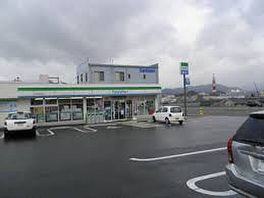 画像16:ファミリーマート 福知山広峯町店（520m）
