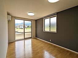 パール篠B 2階2LDKのリビング/ダイニング