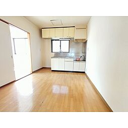 コーポ桜田 2階3DKのリビング/ダイニング