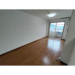 メゾン21上戸倉　403 4階2LDKのリビング/ダイニング