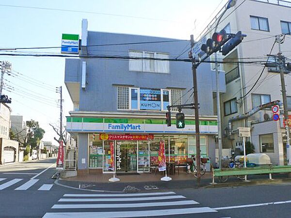 画像21:【コンビニエンスストア】ファミリーマート 西ケ丘一丁目店まで258ｍ