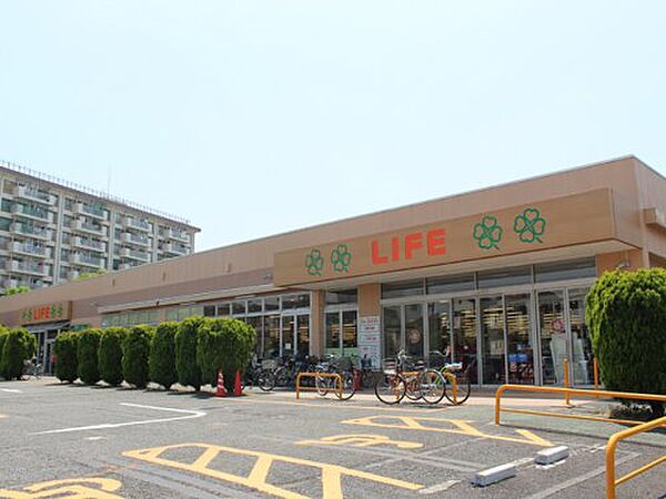 画像21:【スーパー】ライフ 前野町店まで471ｍ