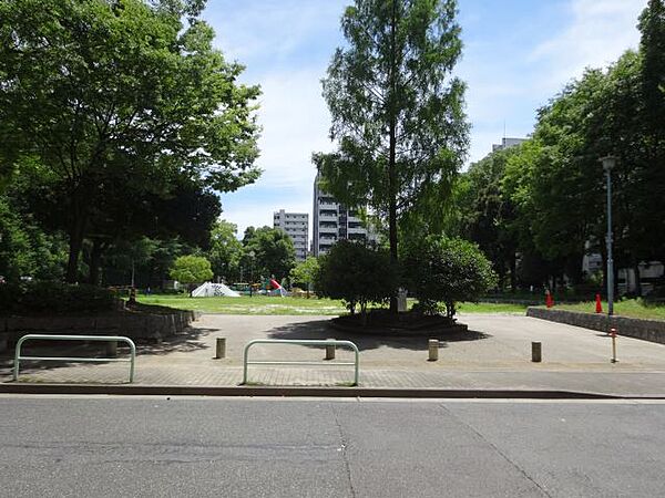 ラシュレ大須