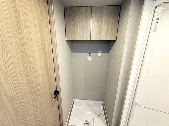 洗面室にはタオ...