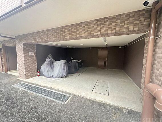 バイク置場
