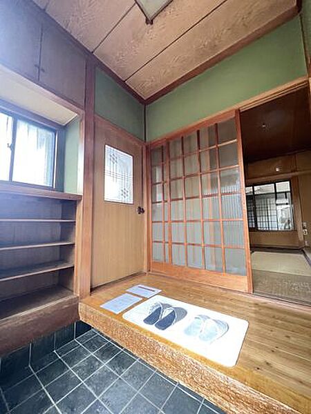 玄関