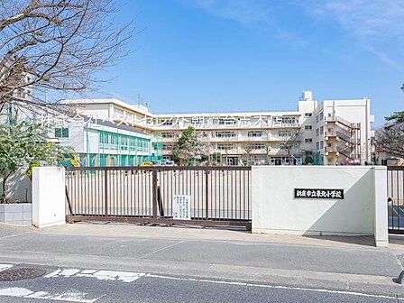 新座市立東北小学校 (徒歩7分) 560m