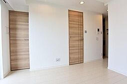 東急田園都市線 梶が谷駅 徒歩8分の賃貸マンション 1階ワンルームのリビング/ダイニング