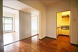 東急田園都市線 溝の口駅 バス7分 神木本町下車 徒歩6分の賃貸マンション 1階3DKのリビング/ダイニング