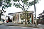 横浜柿の木台郵便局 375m