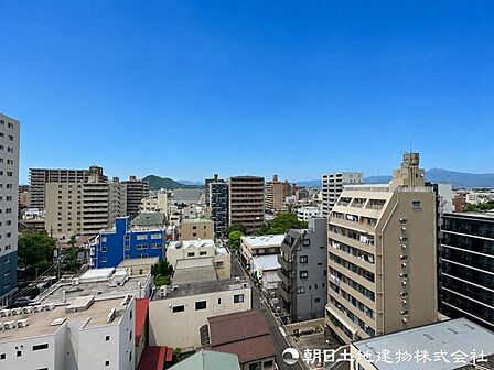 【眺望】 資産性・利便性・住環境が調和した魅力ある立地。日常に彩りを与える、永く住み続けたい住まいです。