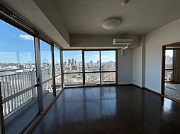 ファミールタワープラザ岡山 1408号室 14階4LDKのリビング/ダイニング