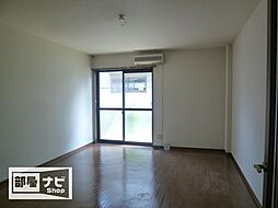 カレッジハイツ山地 B102号室 1階1Kのリビング/ダイニング