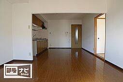 サンクトーム屋島 301号室 3階2LDKのリビング/ダイニング