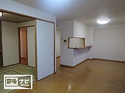 アルファステイツ国際ホテルサイド 703号室 7階3LDKのリビング/ダイニング