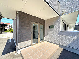 7 / 11