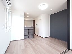 フレッチェ・ボスコVIII 306号室 1階1LDKのリビング/ダイニング