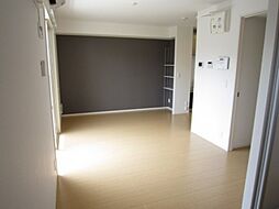 ブルーノ千代田 102号室 1階1LDKのリビング/ダイニング