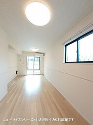 ロッソ・コルサ　I 101号室 1階1LDKのリビング/ダイニング