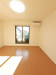 エルシャーレＢ 201号室 2階1LDKのリビング/ダイニング