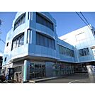 銀行「アルプス中央信用金庫いほく支店まで1057ｍ」