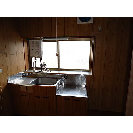 水上アパート_内装_4