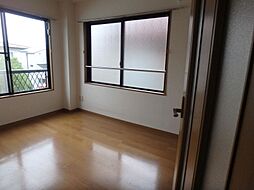 ヴィラシャルマン 4階1Kのリビング/ダイニング