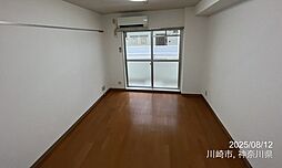 スカイコート元住吉第3 2階ワンルームのリビング/ダイニング