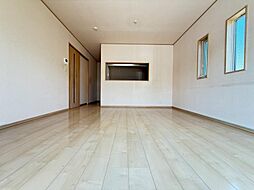 八王子市下柚木 4LDKのリビング/ダイニング