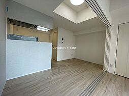 Osaka Metro千日前線 今里駅 徒歩2分の賃貸マンション 9階1DKのリビング/ダイニング