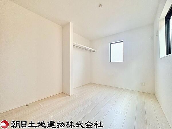 洋室を拡大表示