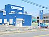 周辺：【やよいクリニック】　院内はスッキリして清潔感があります、駐車場もあるので車での通院がしやすいです。