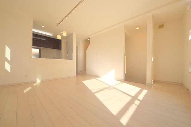 リビング/ダイニング 板橋区前野町6丁目