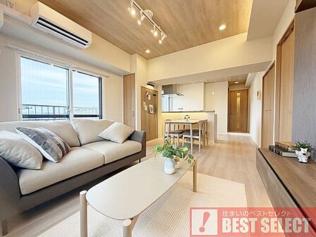 ■14階建て7階部分の南向き3方角住戸で陽当り&眺望良好