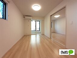 プログレスいそべ 101 1階1LDKのリビング/ダイニング