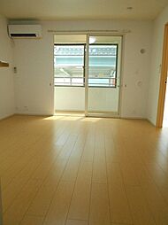 アルバルーチェ　Ｏ 104 1階ワンルームのリビング/ダイニング