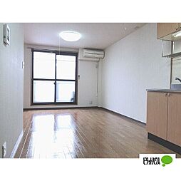 SURPLUS　BRIGHT 1階1LDKのリビング/ダイニング