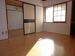 ハイツウィング金子 3階2DKのリビング/ダイニング