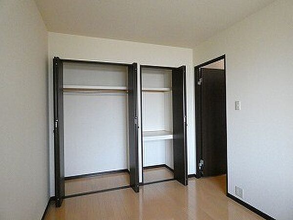 グレース・パレ弐番館