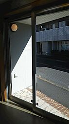 ファミール新川 1階ワンルームのリビング/ダイニング