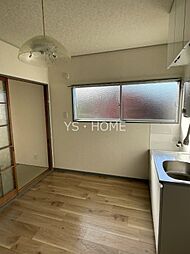 JR中央本線 武蔵境駅 バス19分 至誠学舎東京前下車 徒歩2分の賃貸アパート 2階2DKのリビング/ダイニング