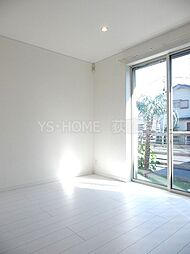 BEACH　HILLS（ビーチヒルズ） 1階ワンルームのリビング/ダイニング