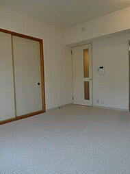 井の頭パーク・プラザ 1階3LDKのリビング/ダイニング