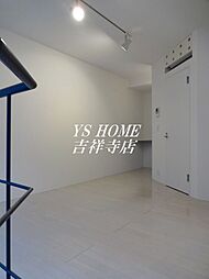 raffino mitaka 1階1LDKのリビング/ダイニング