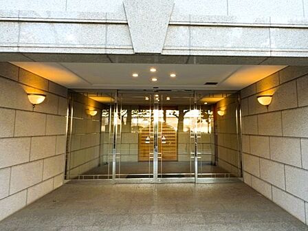【主な修繕履歴】令和4年 LED照明交換工事・〈令和7年 大規模修繕工事実施〉