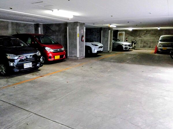 駐車場を拡大表示