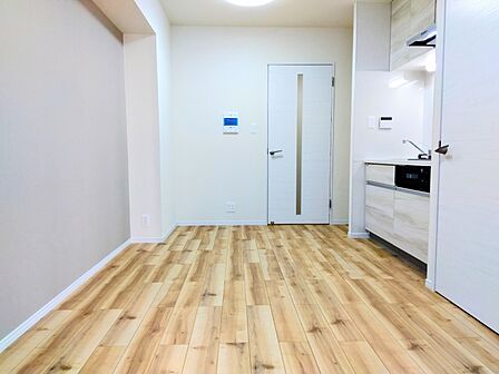 コンパクトながらも使い勝手の良いリビング空間。心地よい暮らしを実現します。
