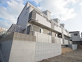 兵庫県神戸市垂水区王居殿３丁目（賃貸アパート2LDK・2階・46.84㎡） その1